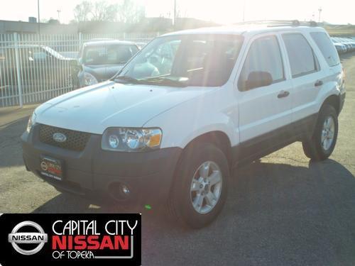 Ford Escape 2005 photo 3