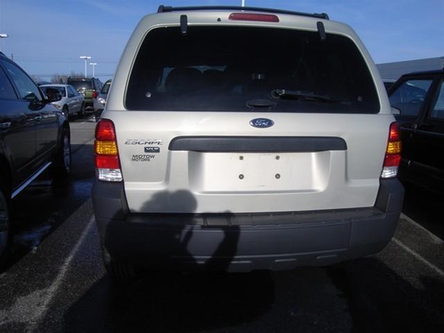 Ford Escape 2005 photo 3