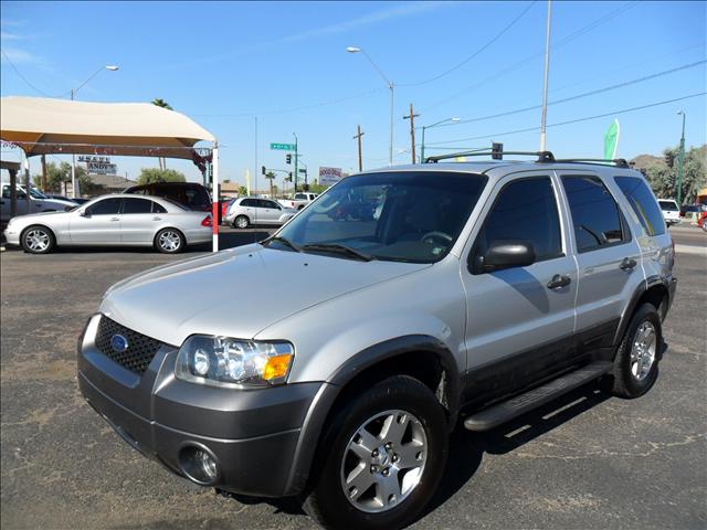 Ford Escape 2005 photo 1