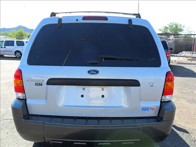 Ford Escape 2005 photo 4
