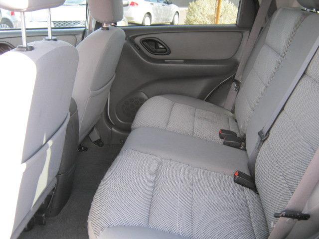 Ford Escape 2005 photo 3