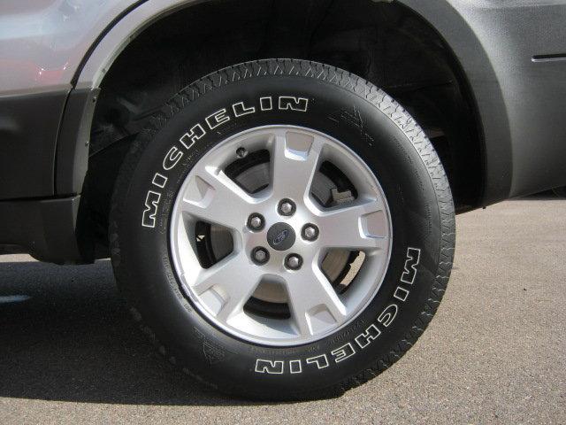 Ford Escape 2005 photo 5