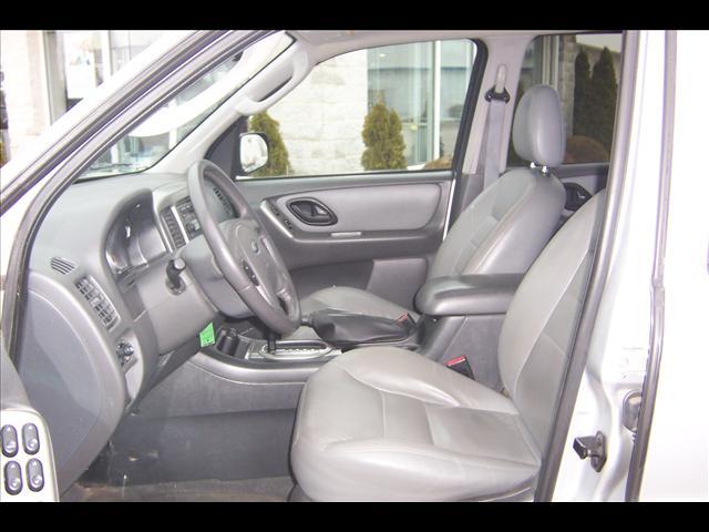 Ford Escape 2005 photo 4