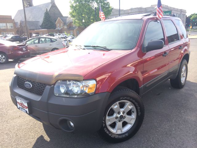 Ford Escape 2005 photo 2