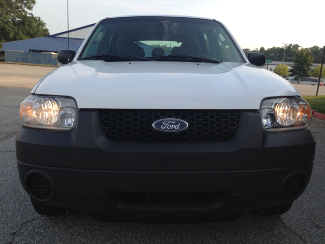 Ford Escape 2005 photo 3