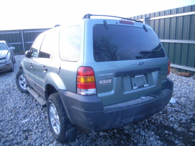 Ford Escape 2005 photo 2