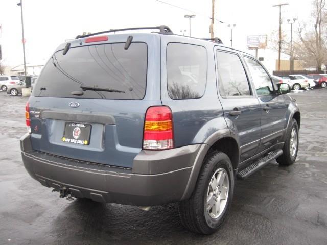 Ford Escape 2005 photo 3