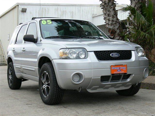 Ford Escape 2005 photo 3