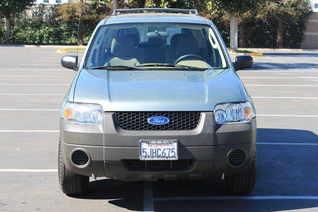 Ford Escape 2005 photo 1