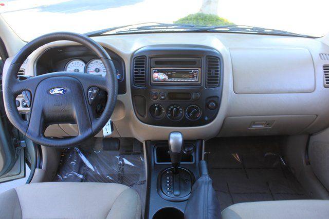 Ford Escape 2005 photo 5