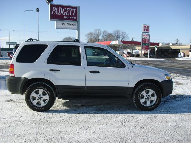 Ford Escape ESi Sport Utility