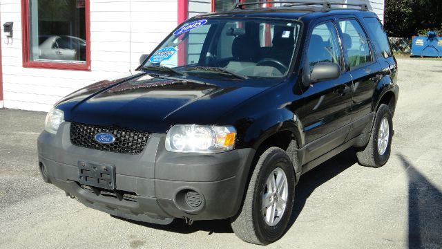 Ford Escape 2005 photo 3