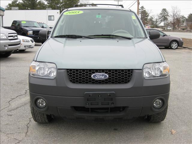 Ford Escape ESi Sport Utility