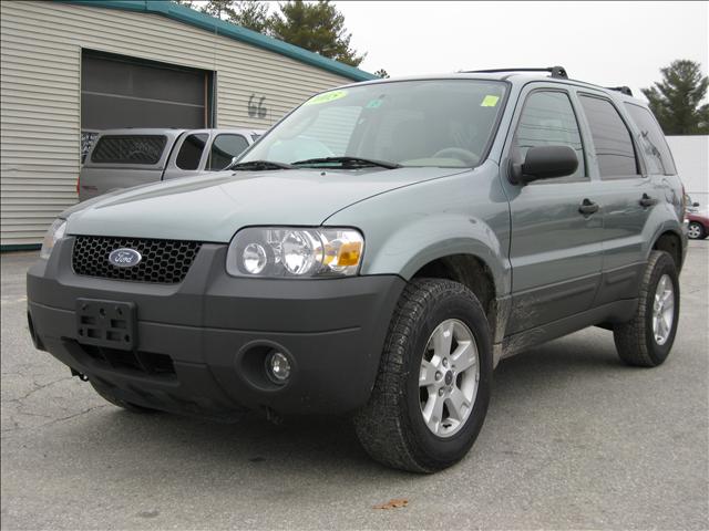 Ford Escape 2005 photo 1