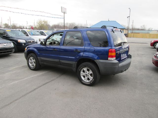 Ford Escape 2005 photo 3