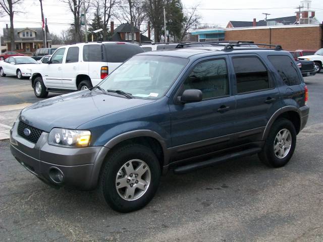 Ford Escape 2005 photo 3
