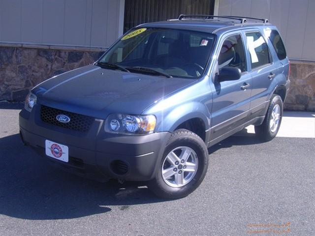 Ford Escape XLS Sport Utility