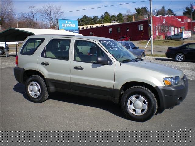 Ford Escape XLS Sport Utility