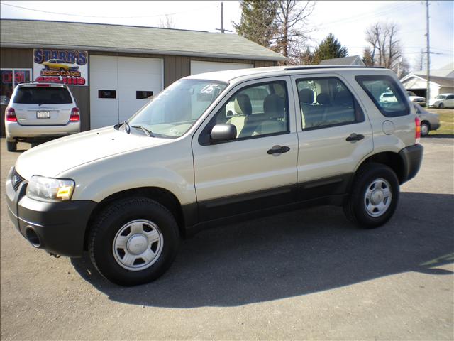 Ford Escape 2005 photo 3