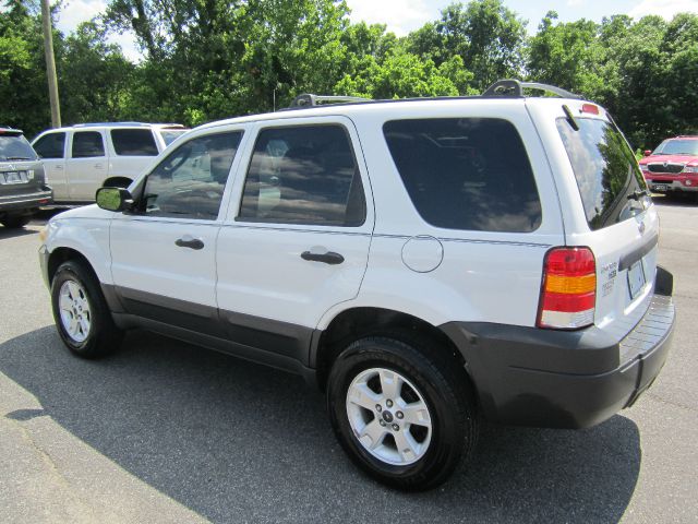 Ford Escape SL 4x4 Regular Cab SUV