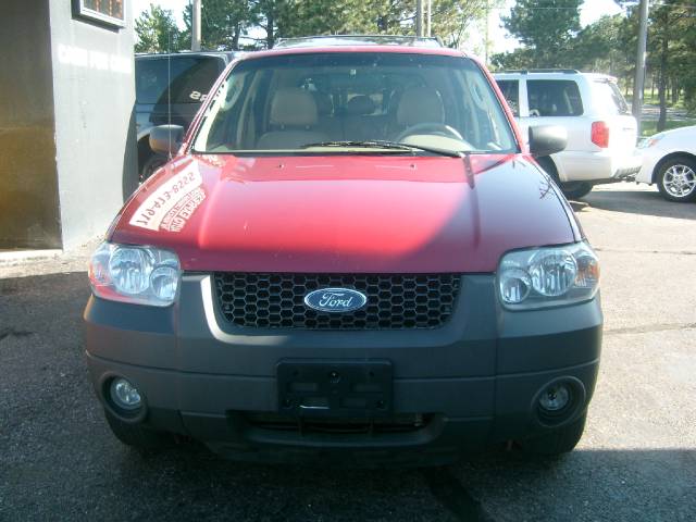 Ford Escape 2005 photo 2