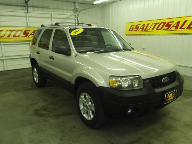 Ford Escape 2005 photo 3