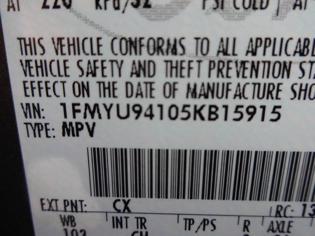 Ford Escape 2005 photo 1