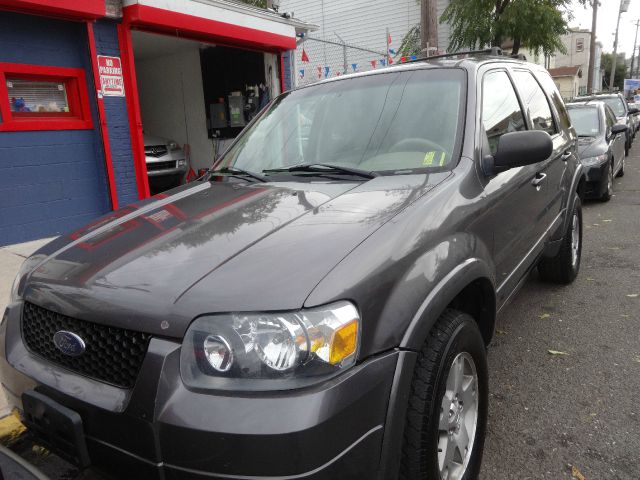 Ford Escape 2005 photo 3
