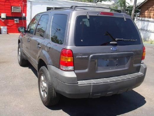 Ford Escape 2005 photo 3