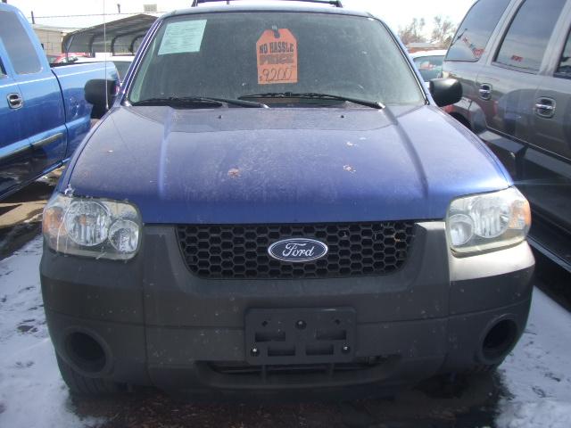 Ford Escape 2005 photo 1
