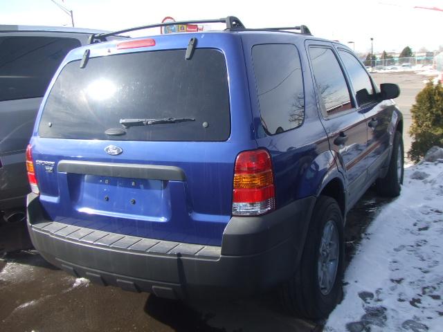 Ford Escape 2005 photo 3