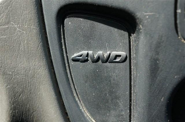 Ford Escape 2005 photo 30