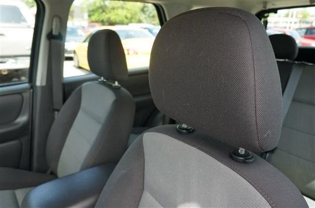 Ford Escape 2005 photo 8