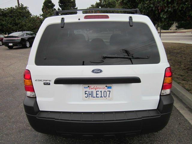 Ford Escape 2005 photo 4