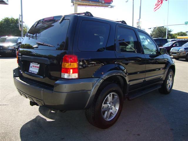 Ford Escape 2005 photo 4