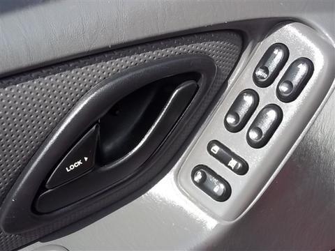 Ford Escape 2006 photo 1