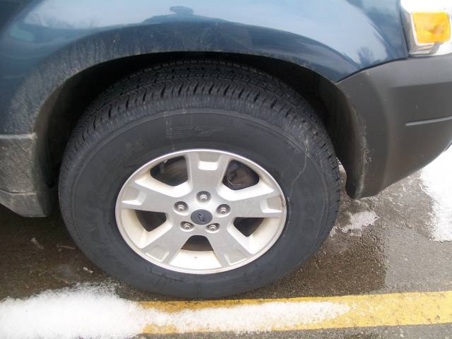 Ford Escape 2006 photo 1