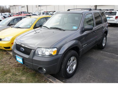 Ford Escape 2006 photo 2