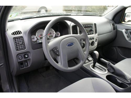 Ford Escape 2006 photo 3