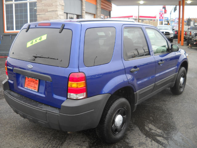Ford Escape 2006 photo 2