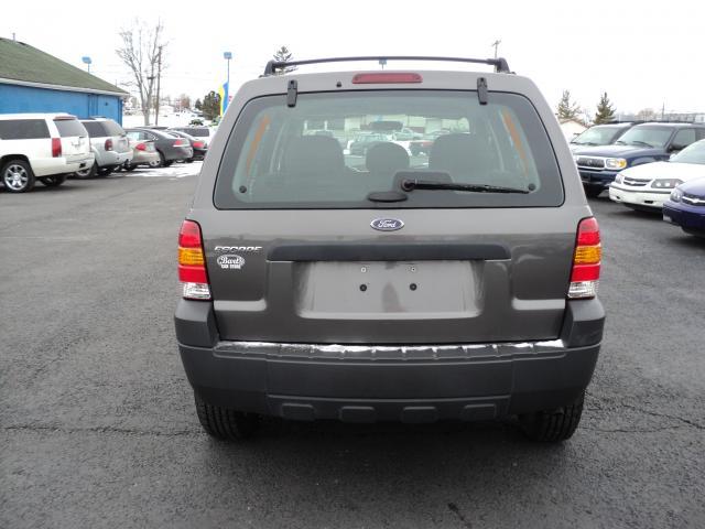 Ford Escape 2006 photo 4