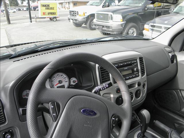 Ford Escape 2006 photo 3
