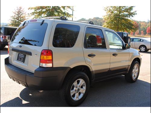 Ford Escape 2006 photo 4