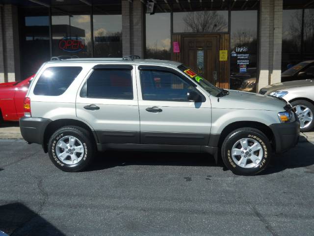 Ford Escape 2006 photo 3