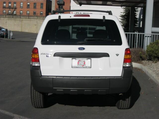 Ford Escape 2006 photo 3