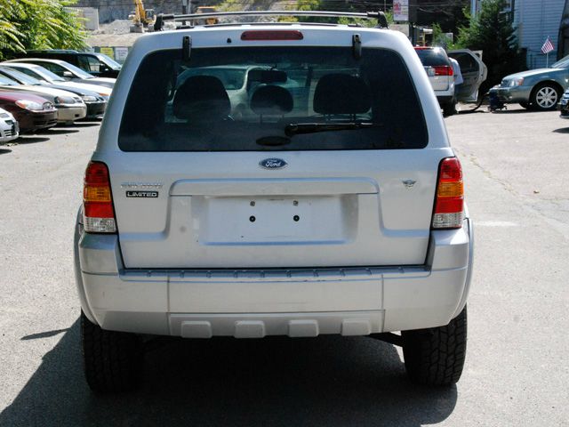 Ford Escape 2006 photo 1