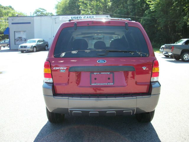 Ford Escape 2006 photo 2