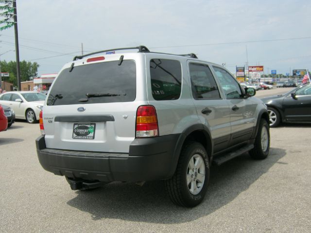 Ford Escape 2006 photo 2
