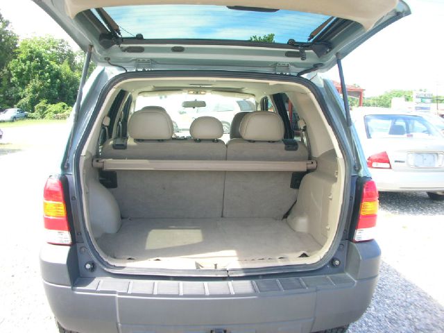 Ford Escape 2006 photo 1