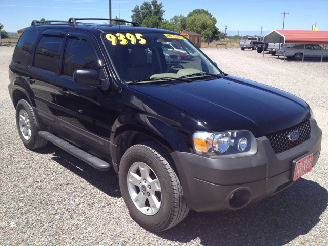 Ford Escape 2006 photo 2